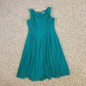 Danny & Nicole Green Dress, Size 12